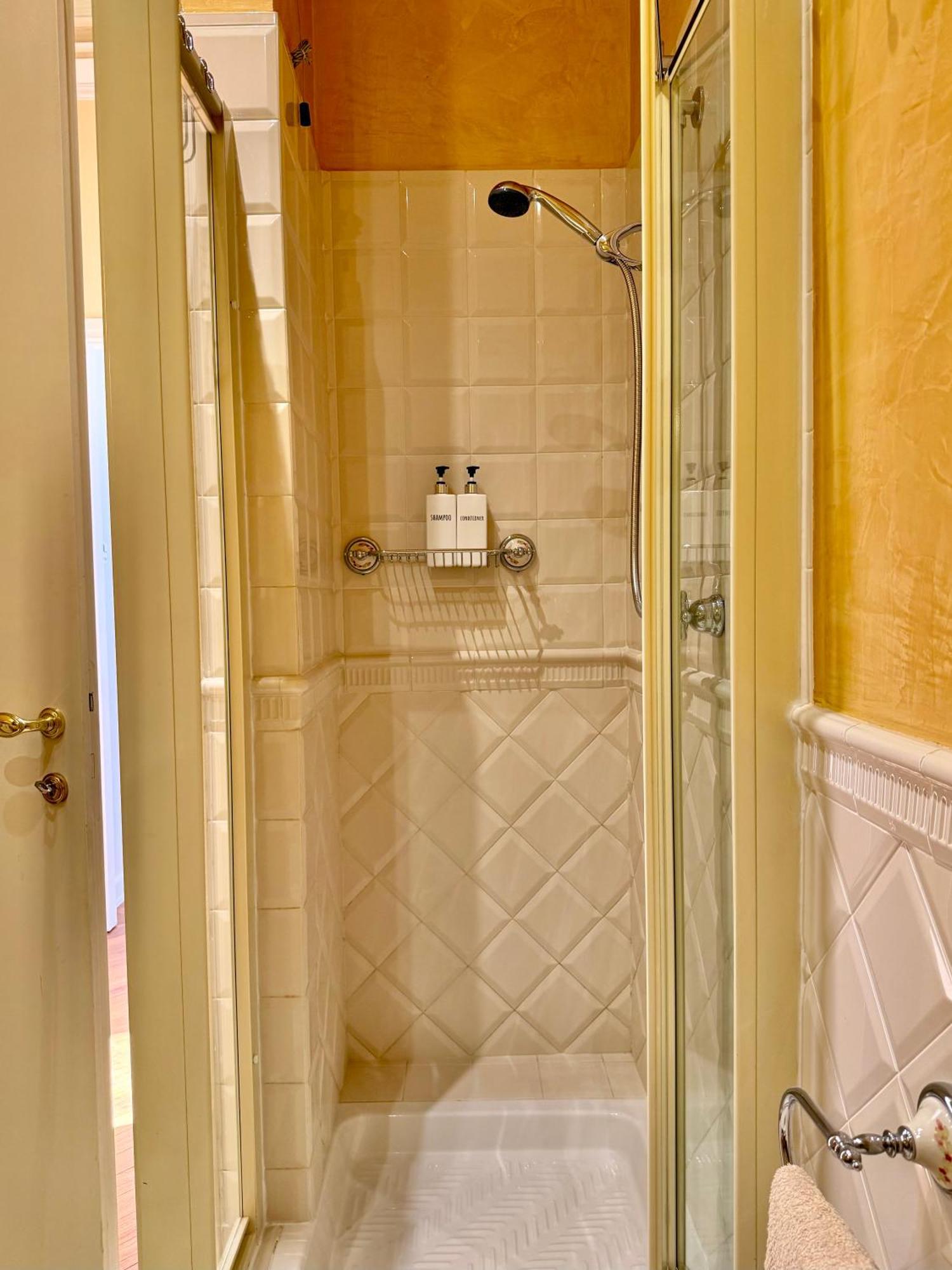 Belle Ile Lake View Suite Cadenabbia ภายนอก รูปภาพ